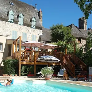 Saint Fleuret Hotel